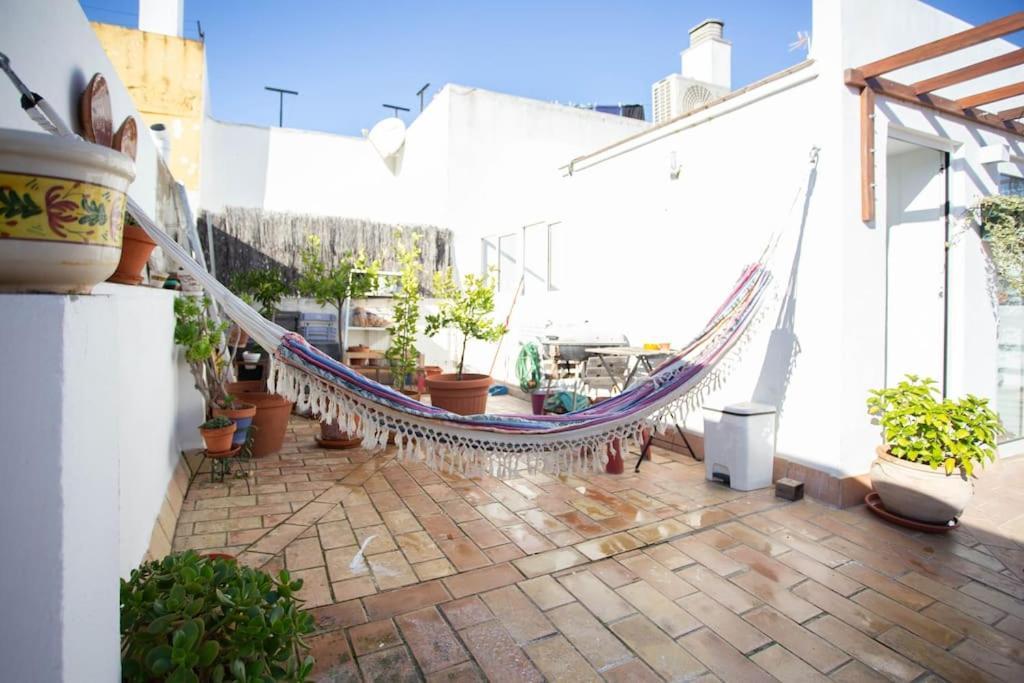 Town House With Rooftop Terrace, Seville